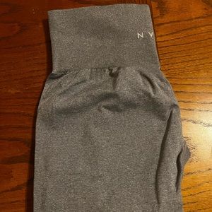 NVGTN seamless gray leggings